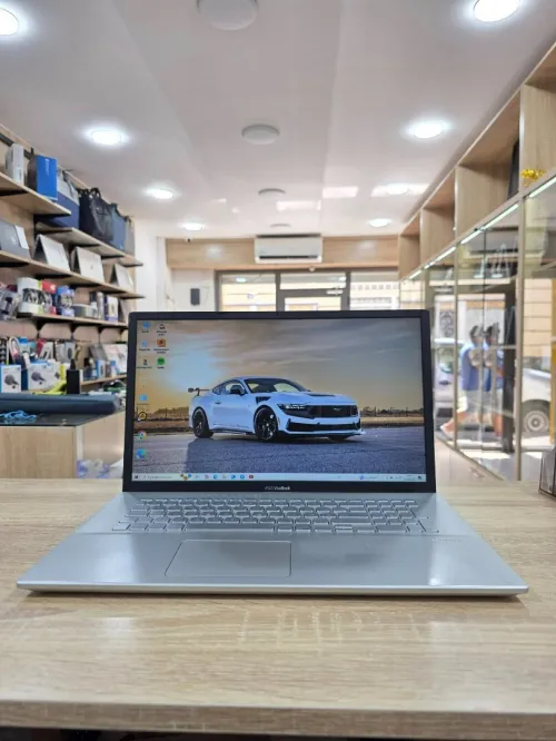 ASUS VivoBook 17 Ryzen 7 3700U 12GB /512GB