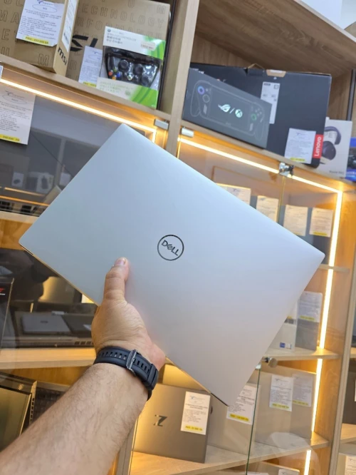 [VENDU] DELL XPS 9500 15.6" i7 10750H & GTX 1650Ti 32GB/1TB