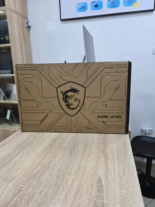 MSI KATANA A15 AI RYZEN 8945HS  & RTX 4060