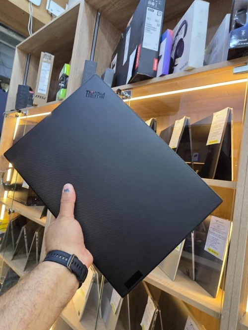 [VENDU] LENOVO THINKPAD P1 GEN 5 i9 12900H & RTX 3080Ti  (64GB DDR5 / 1TB SSD NVME)