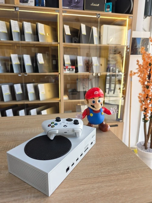 Xbox Series S  Version 2023 [VENDU]