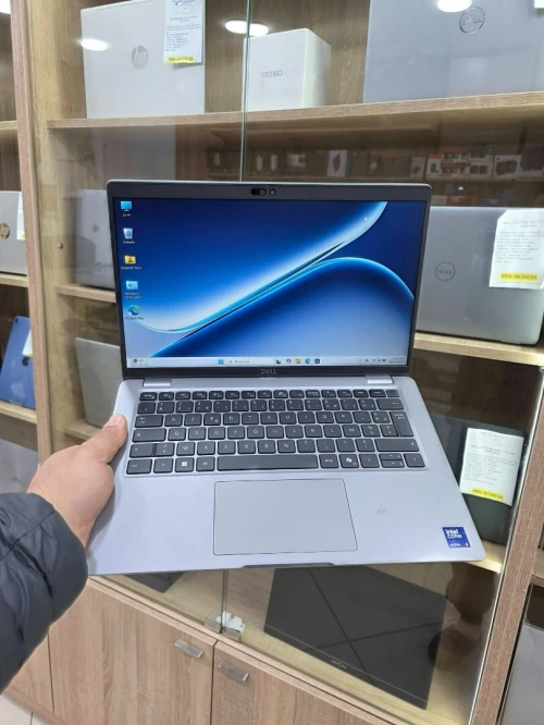 DELL LATITUDE 5450 Ultra5 135U  16GB/256GB