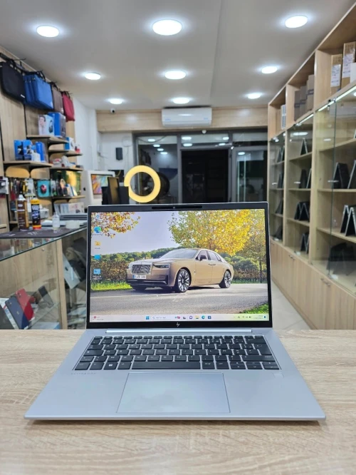 [ VENDU ]HP ELITEBOOK 845 G10  Ryzen 5 7540U/Radeon 740M 16GB/256GB