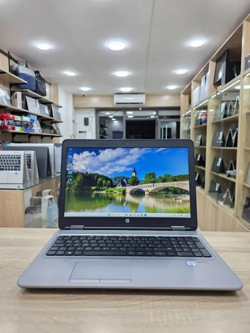 P PROBOOK  650 G2 15.6  i5 6200U 8GB /256GB 