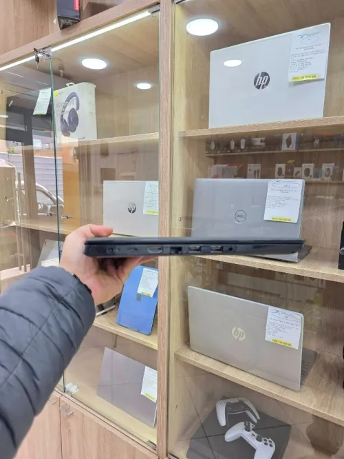 DELL LATITUDE 3500 15.6"  i5 8250U  8GB /256GB SSD