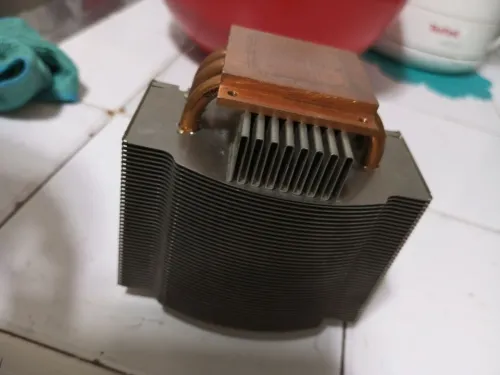 Ventilateur pr Processeur pr Ordinateur de Bureau et Laptop وحدة تبريد الكمبيوتر المكتب والمحمول