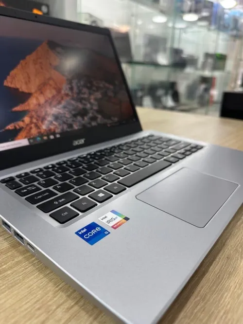 Pc portable ACER ASPIRE 5