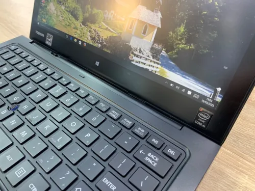 Toshiba Protège Z20 M-5Y51 4Go 256GB