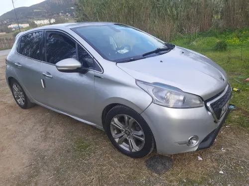 Peugeot 208 2014 Active
