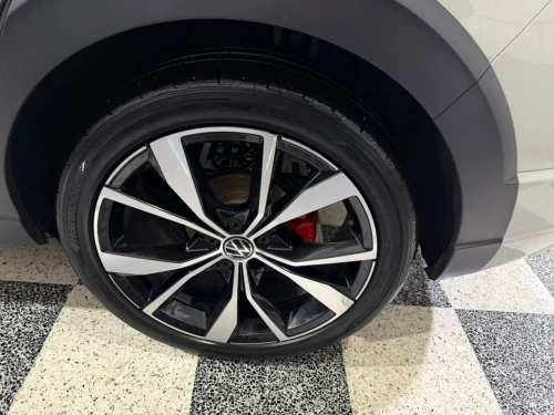 Volkswagen Taigo 2023 R-Line