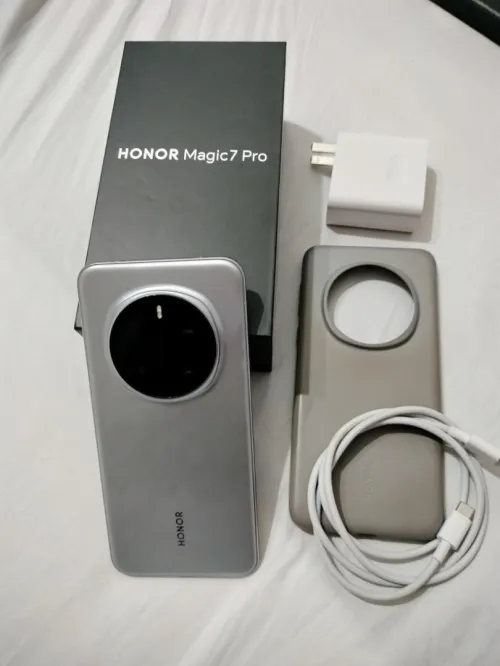 HONOR MAGIC 7 PRO