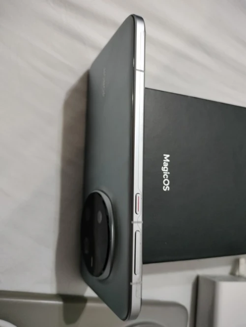 HONOR MAGIC 7 PRO