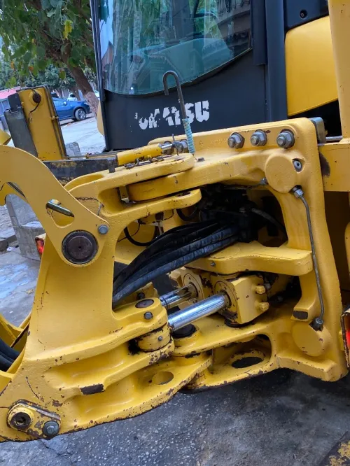 Komatsu Komatsu wb93 r5 2009