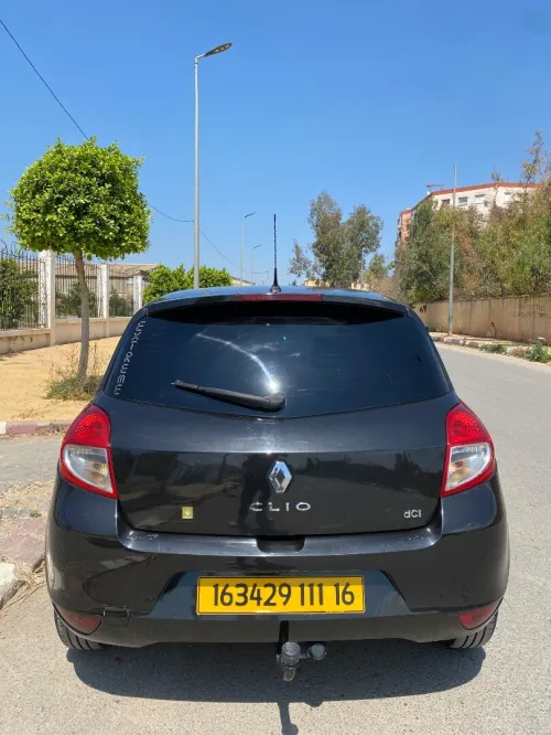 Renault Clio 3 2011 Night and Day