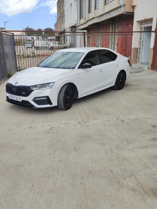 Skoda Octavia 2022 VIRS