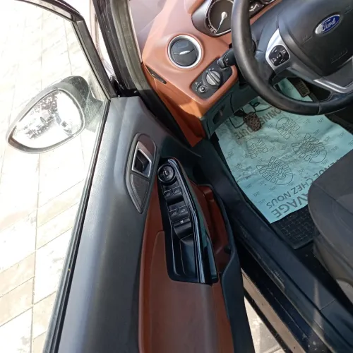 Ford Fiesta 2013 Titanium 