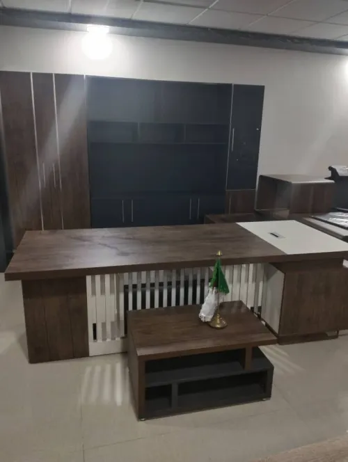 ENSEMBLE DE BUREAU EXCUTIVE 2.40