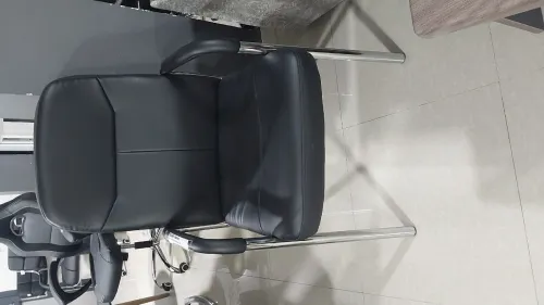 Chaise visiteur 