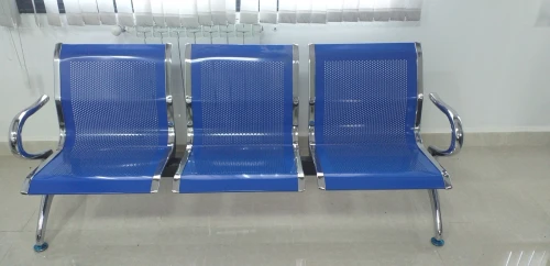 Chaise visiteur triplette 