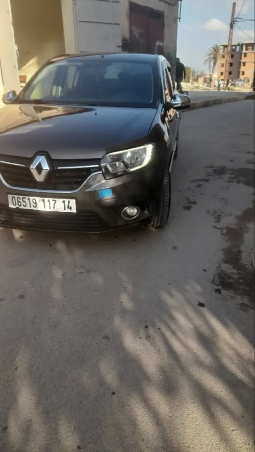 Renault Symbol 2017 Collection