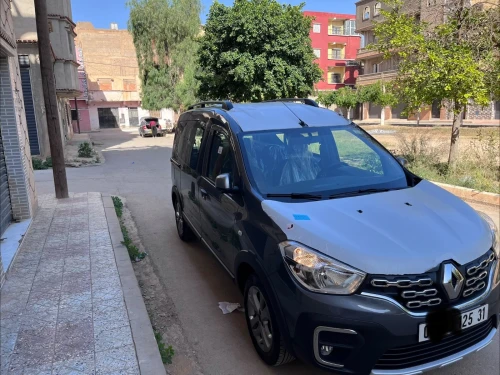Renault Kangoo 2025 