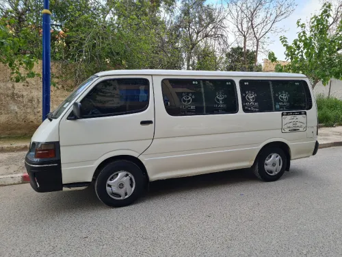 Toyota hiace Toyota hiace 2004