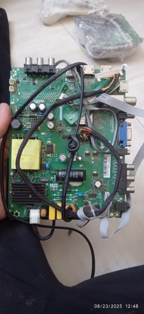 Carte mère de télévision Continental 28"