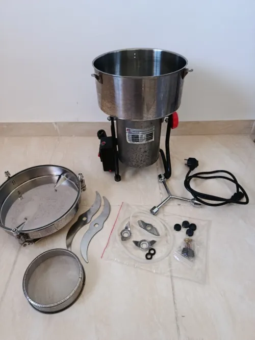 moulin broyeur à épices et grains électrique رحاية القهوة و التوابل
