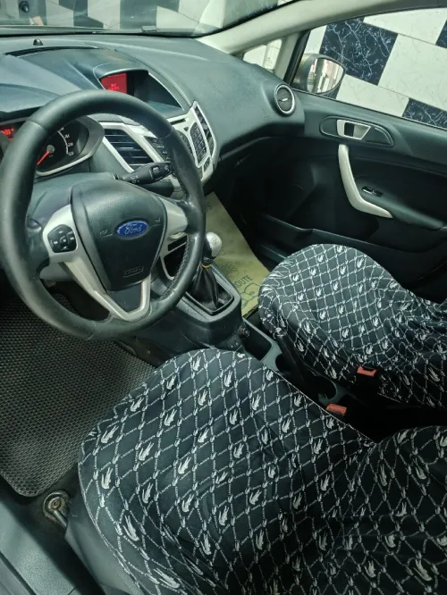 Ford Fiesta 2012 Titanium Sport pack