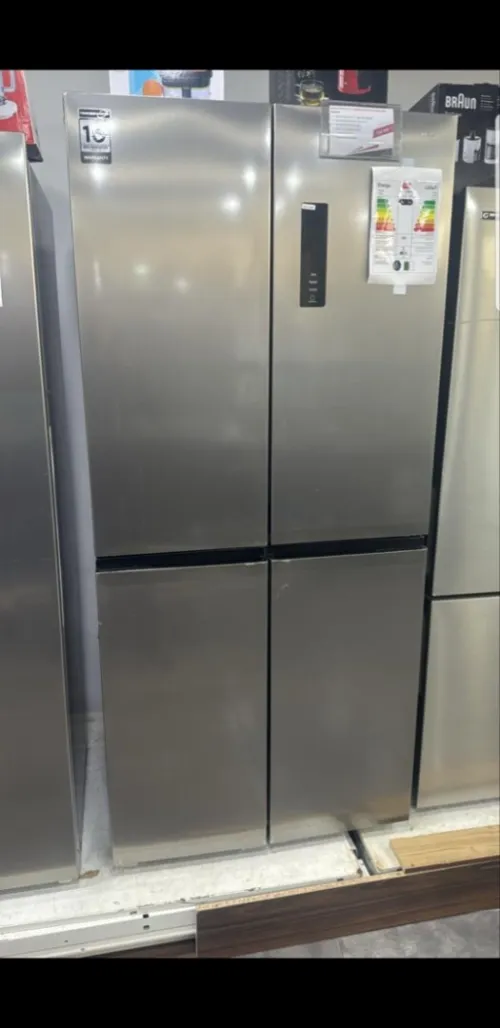 Refrigerateur TCL  4 portes.