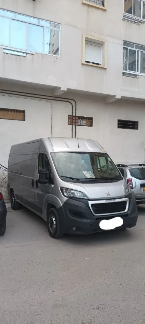 Peugeot Boxer 