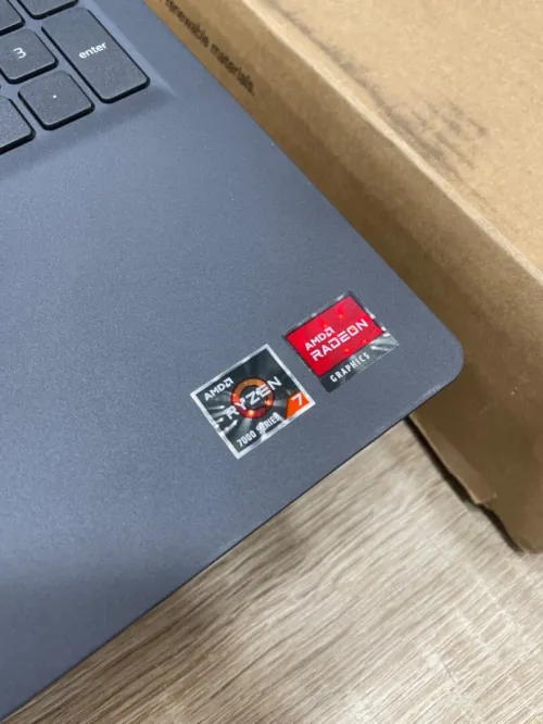 INSPIRON 15 Ryzen 7 7730u 16-512 15.6 FHD