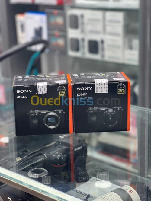 Sony a6400 Mirrorless Camera 16-50mm f/3.5-5.6 II 