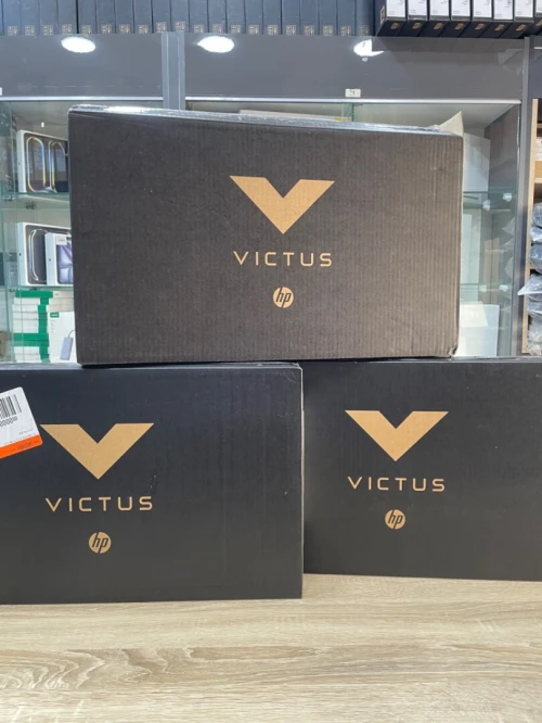 HP VICTUS RYZEN7 7445HS 16ddr5-512ssd RTX 4050 6Go gddr6 15.6 FHD 144hz