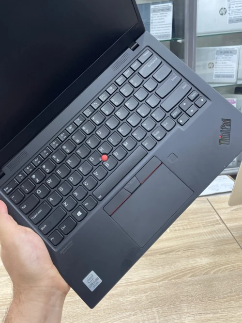 ThinkPad X1 Carbon Gen8 i7-10610U 1.80Ghz/512ssd/16ddr4/14 pouce FHD/Intel Iris XE Graphique 
