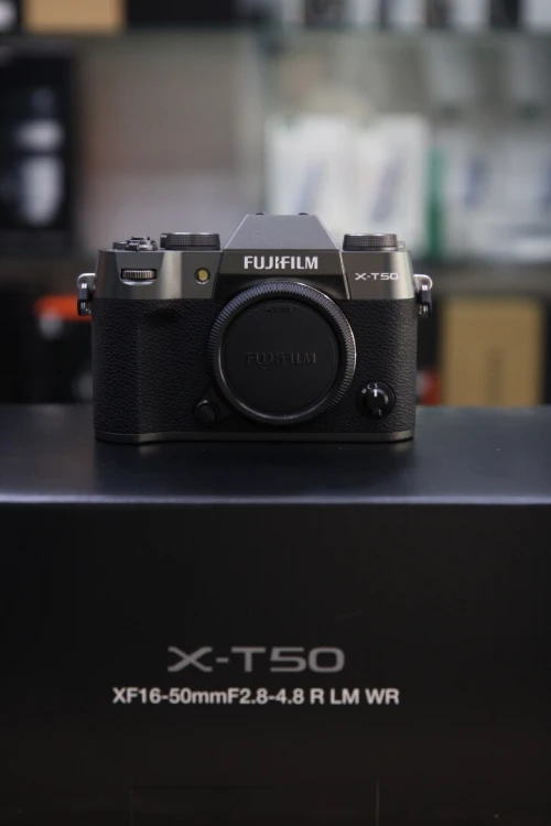 FUJIFILM XT50 + XF16-50mmF2.8-4.8 R LM WR