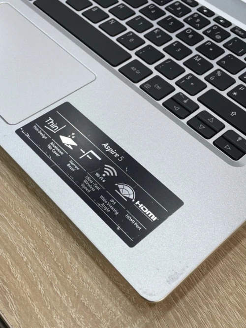 ACER ASPIRE 5 i7-10510U 8ddr4-256ssd 14 Pouce FHD INTEL UHD GRAPHIQUE AZERTY