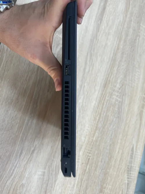 LENOVO THINKPAD E14 Gen 1 i5-10310U 8GoDDR4 256 SSD 14 POUCE FHD IPS INTEL IRIS XE  