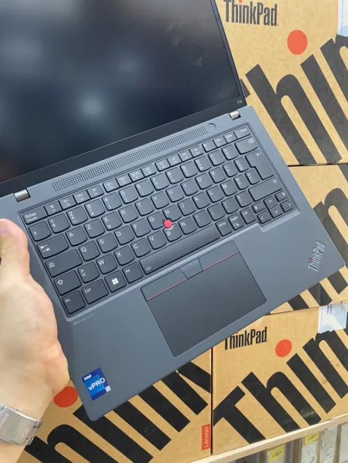 LENOVO THINKPAD T14 GEN 4 I7 1365U 32G DRR5 256G SSD 14 POUCE FHD NEUF 