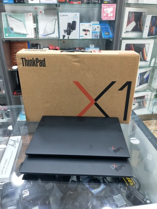 THINKPAD X1 CARBON i7 11EME RAM 16GO 1TB SSD