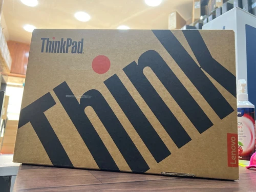 LENOVO THINKPAD T14 GEN 4 i7 1365u 32G ram drr5 1T SSD NEUF AZERTY 