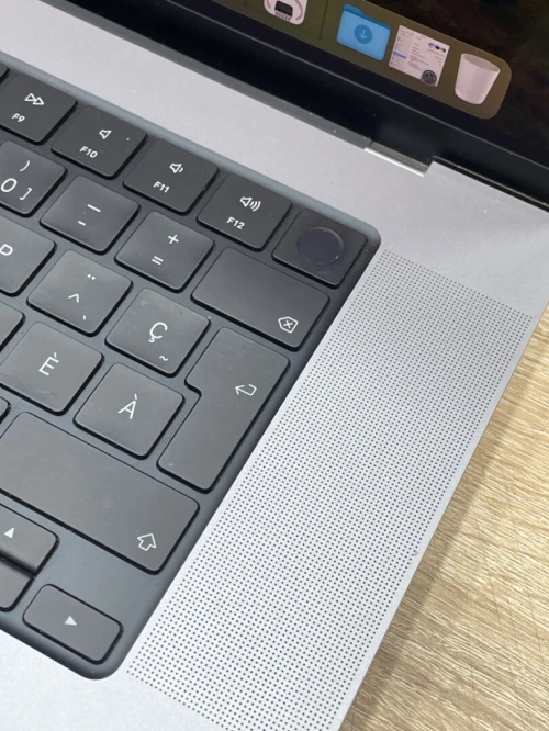 MACBOOK PRO M2 PRO 16/512 NVME 16 RETINA XDR BATTERIE 92% Cycle 353 QWERTY WITH BOX