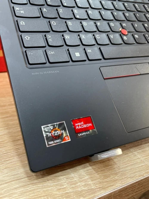 LENOVO THINKPAD E14 GEN 6 RYZEN 5 7535U 16GB 256G SSD 14" AZERTY NEUF