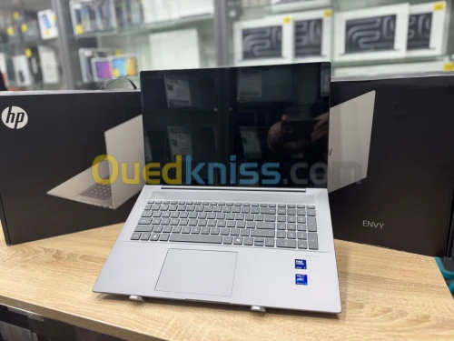 HP ENVY 17 ULTRA 7 155H  32G 1T SSD 17.3 FHD IPS TACTILE 