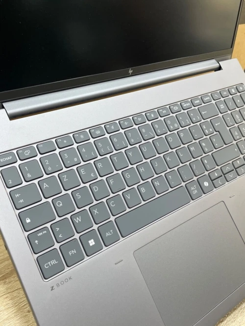 HP ZBOOK POWER 16 G11 - ULTRA 7 155H -32GO DDR5 1TO SSD - 16" FHD - RTX 500 ADA QUADRO 4GB -WIN 11
