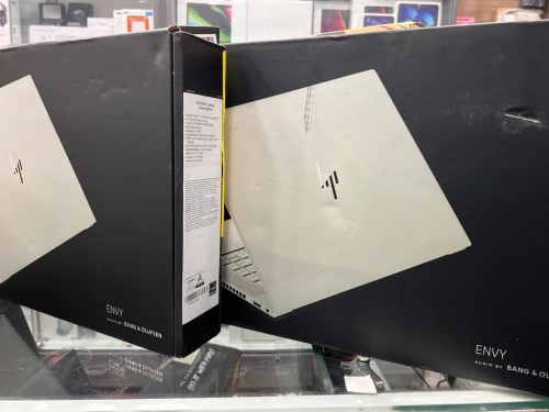 HP ENVY 15 I9 11900H 32G 1T SSD RTX 3060 6G DRR6 15.6 4K OLED TACTILE  