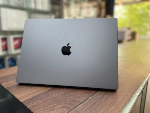 Macbook m1 pro 2021 ram 16Go disque 512Go 16 pouces NEUF  0 CYCLE 
