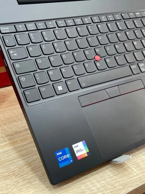 LENOVO THINKPAD E16 GEN 1  i7 1355U 16DDR4 512NVME NEUF AZERTY
