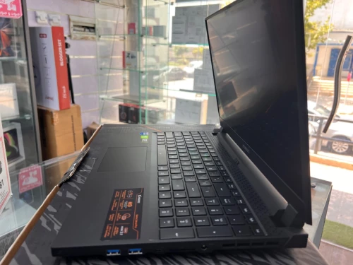 GIGABYTE AURUS 15P I7 11800H 16G 1T SSD RYX3070