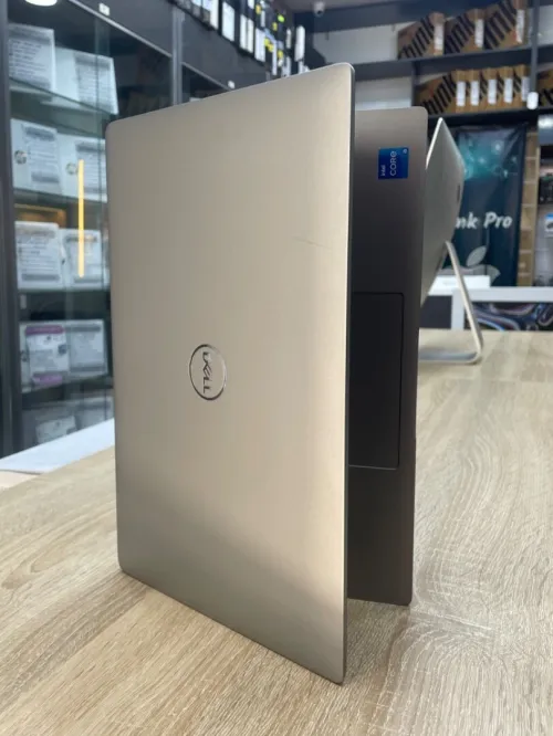 Dell latitude 5420 i5-1145G7 2.60Ghz/ 512ssd-16ddr4 / 14 pouce FHD / Intel Graphique XE  UHD